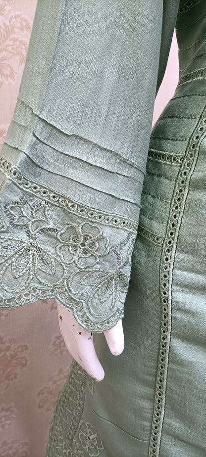 Elegant Embroidered 3-Piece Suit (Readymade)