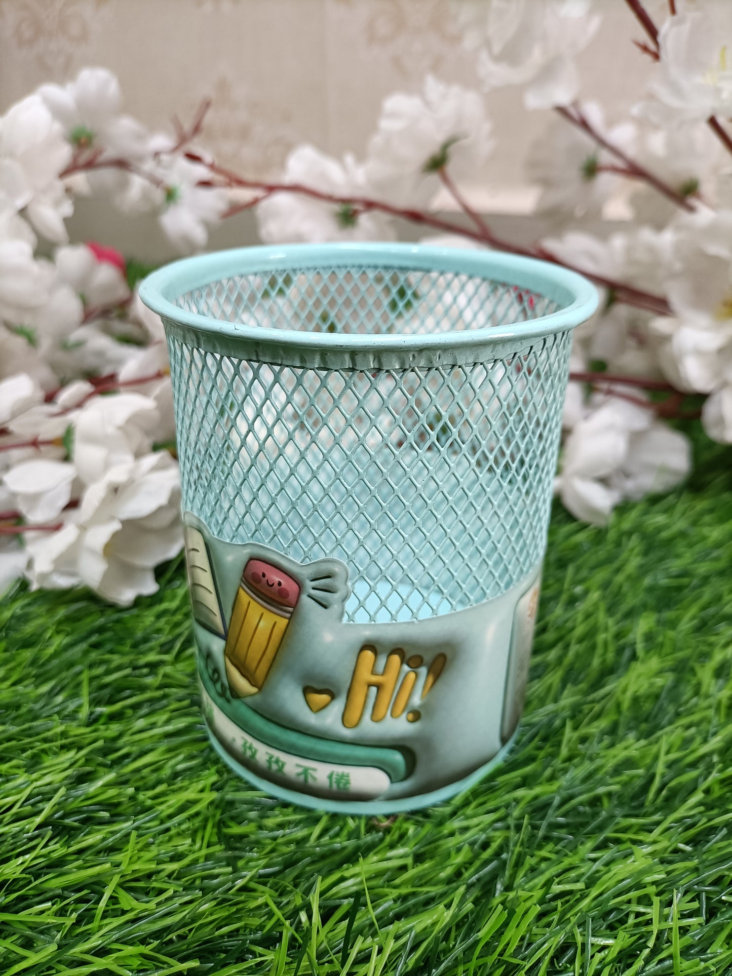Colorful Mesh Metal Pen Holder – Fun Desk Organizer for Kids & Home Office
