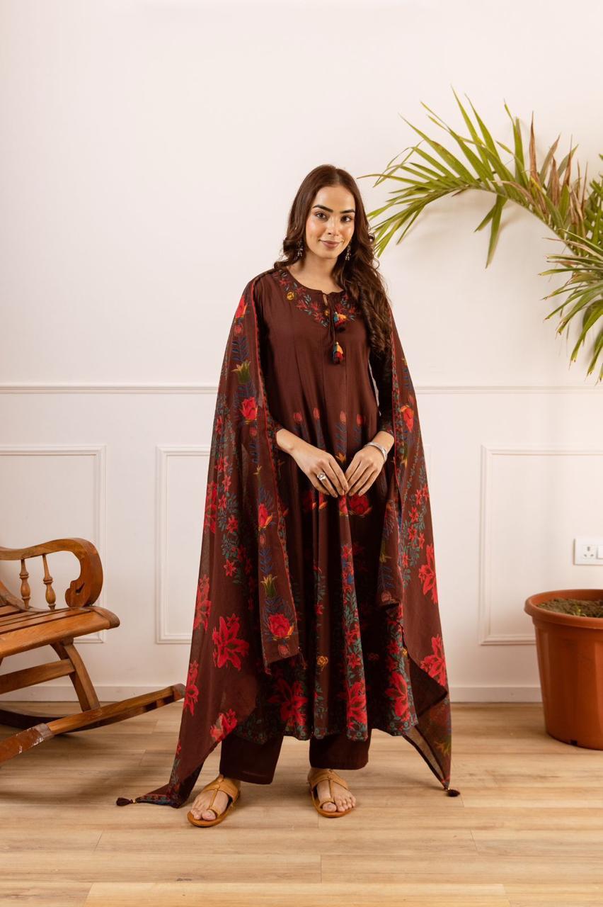 Embroidery brown 3-Piece Suit