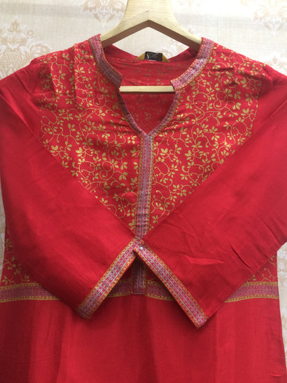 Regal Red Cotton Kurti with Gold Print Yoke