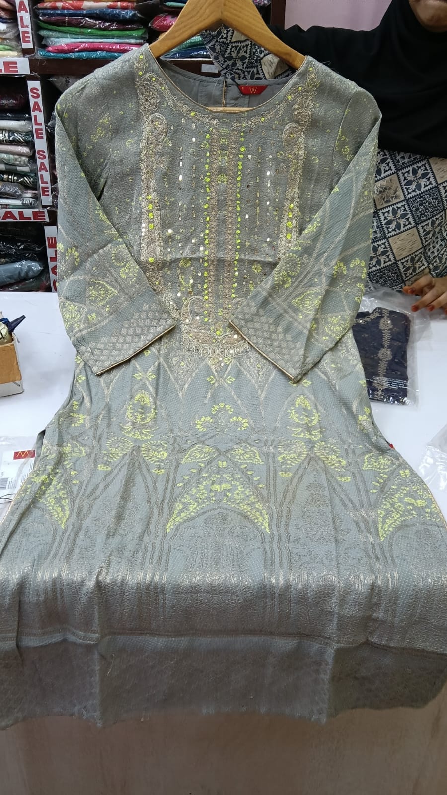 Junia W kurta 850
