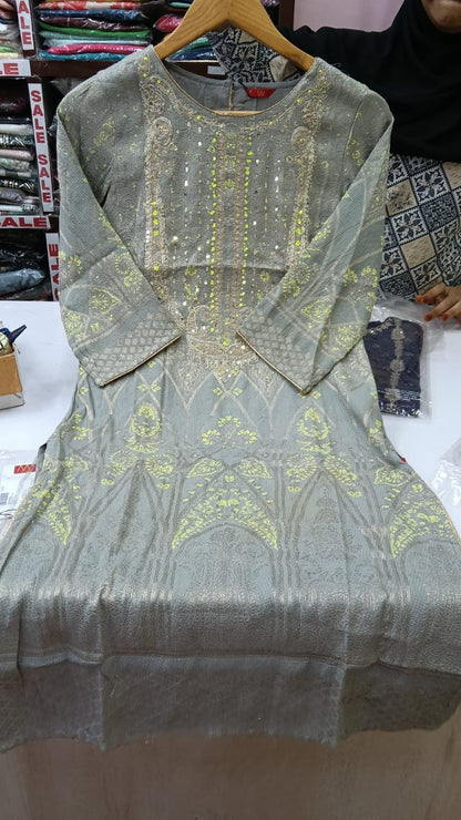 Junia W kurta 850