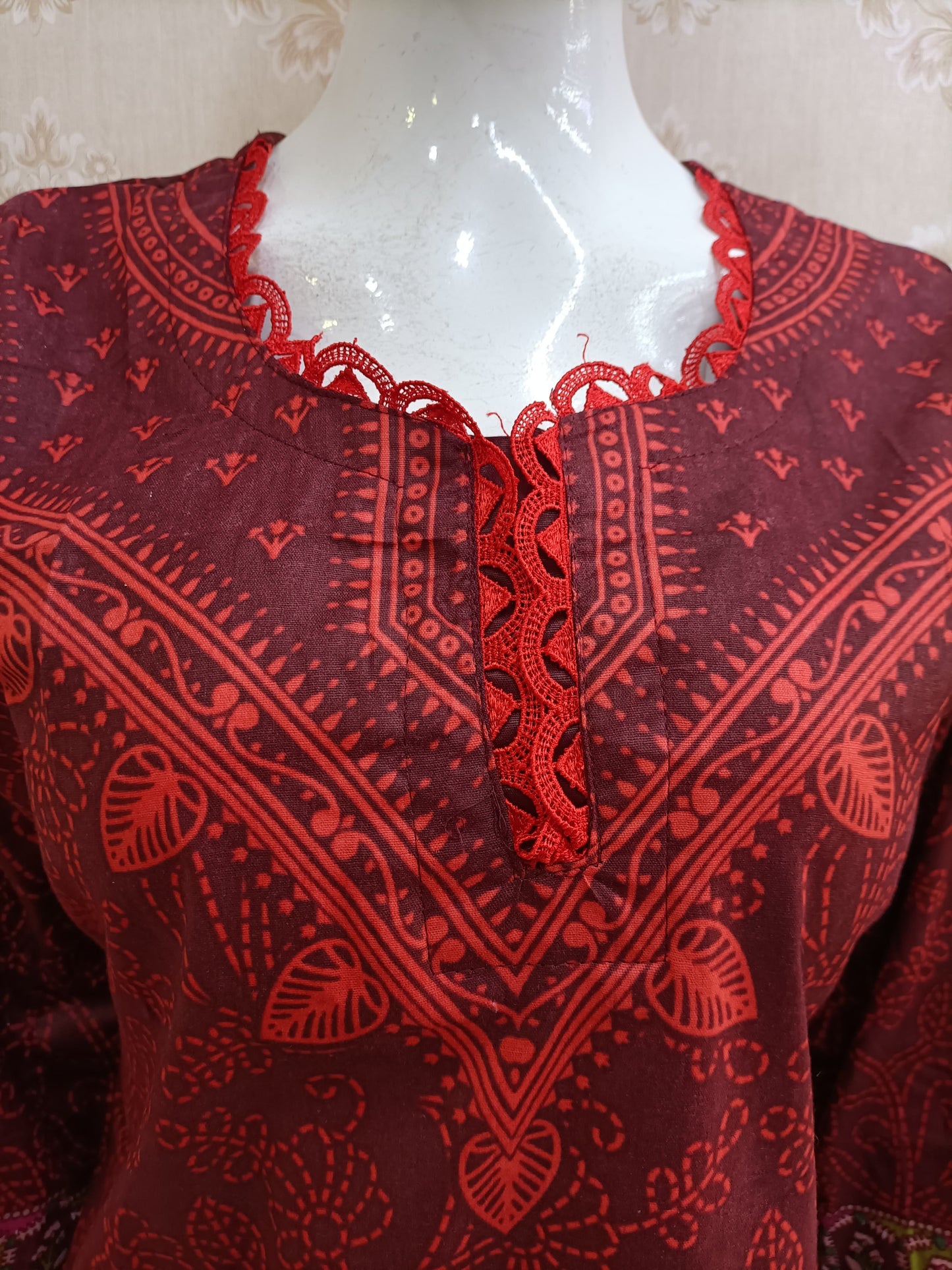 Nur Pakistani dress maroon