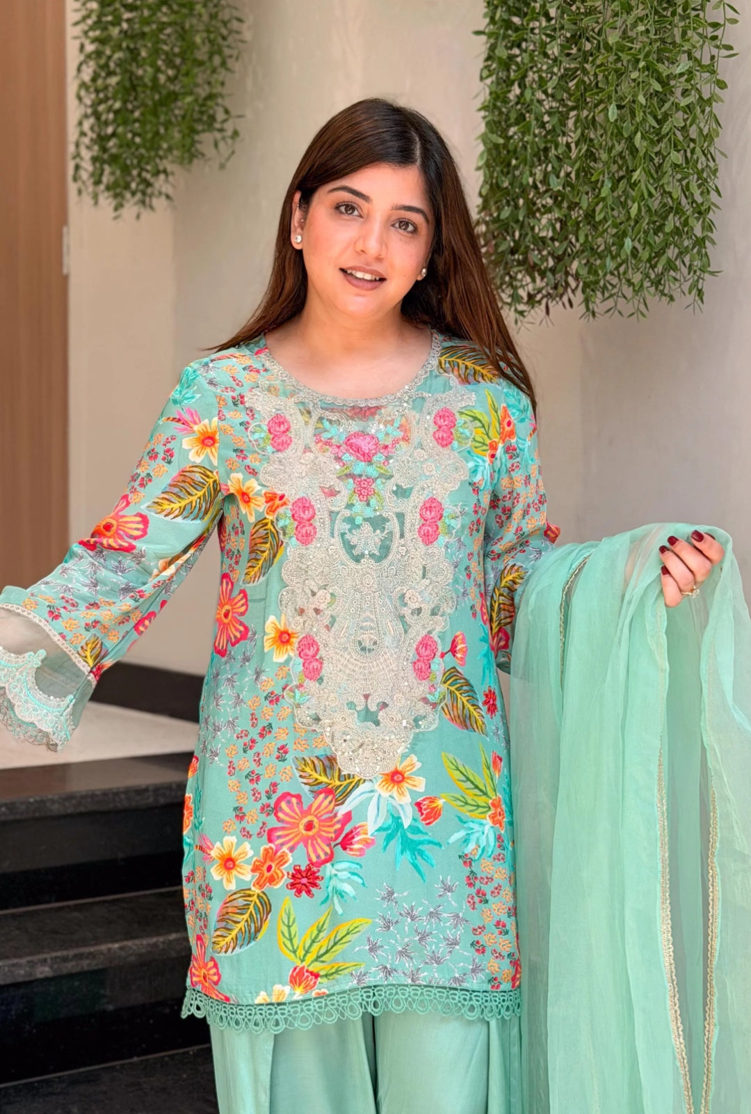Rameen Farshi shalwar kurta set