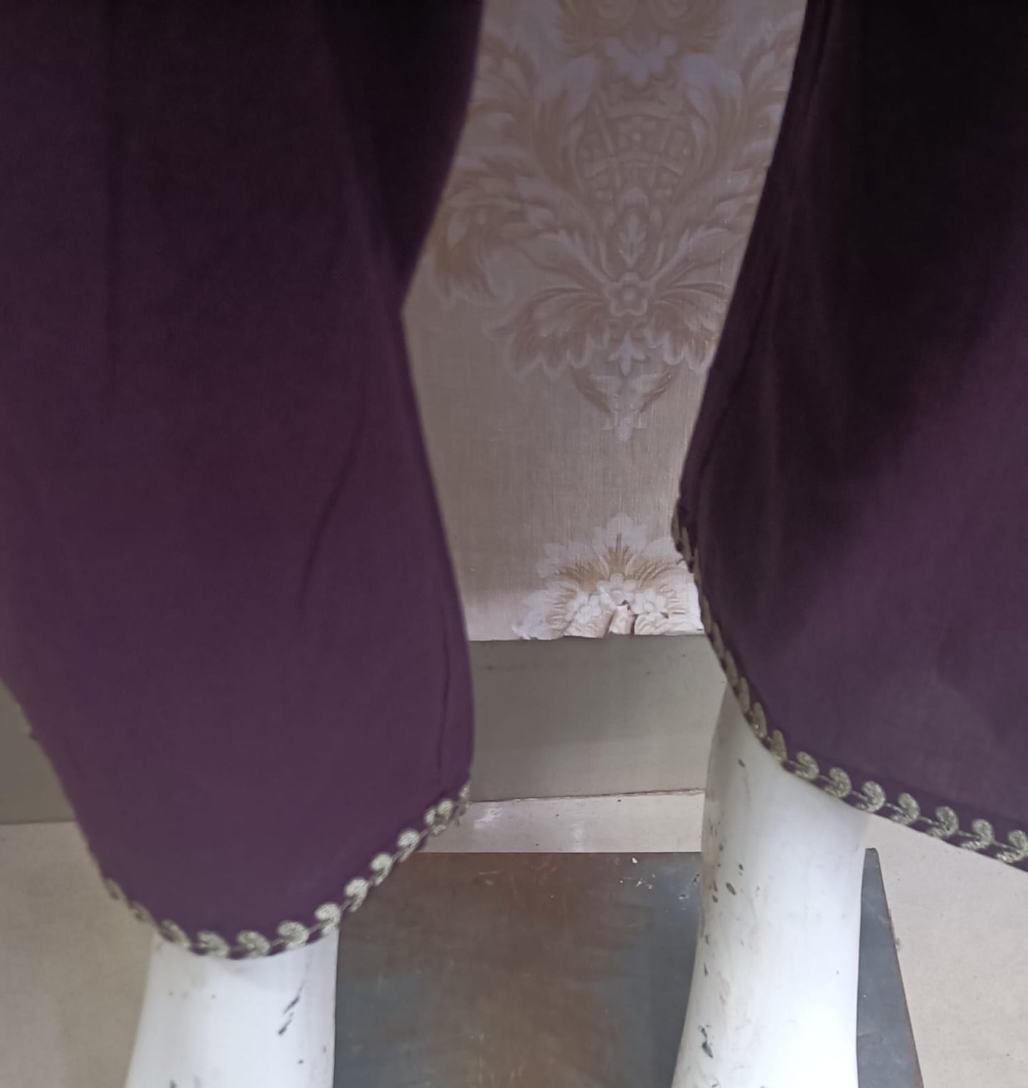 Neha Embroidered Kurta pent Set
