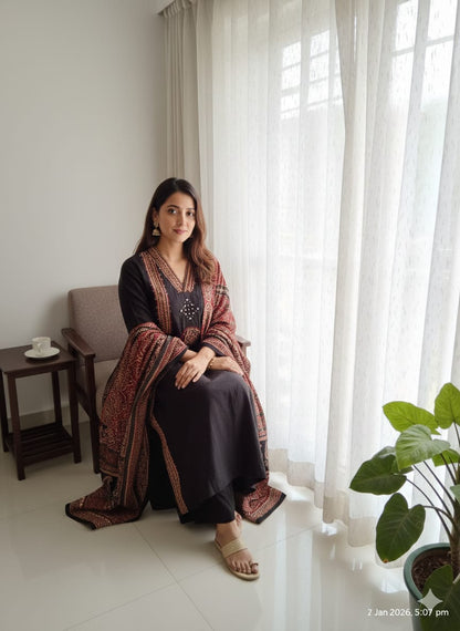 Ajrakh print black 3 pcs set v neck