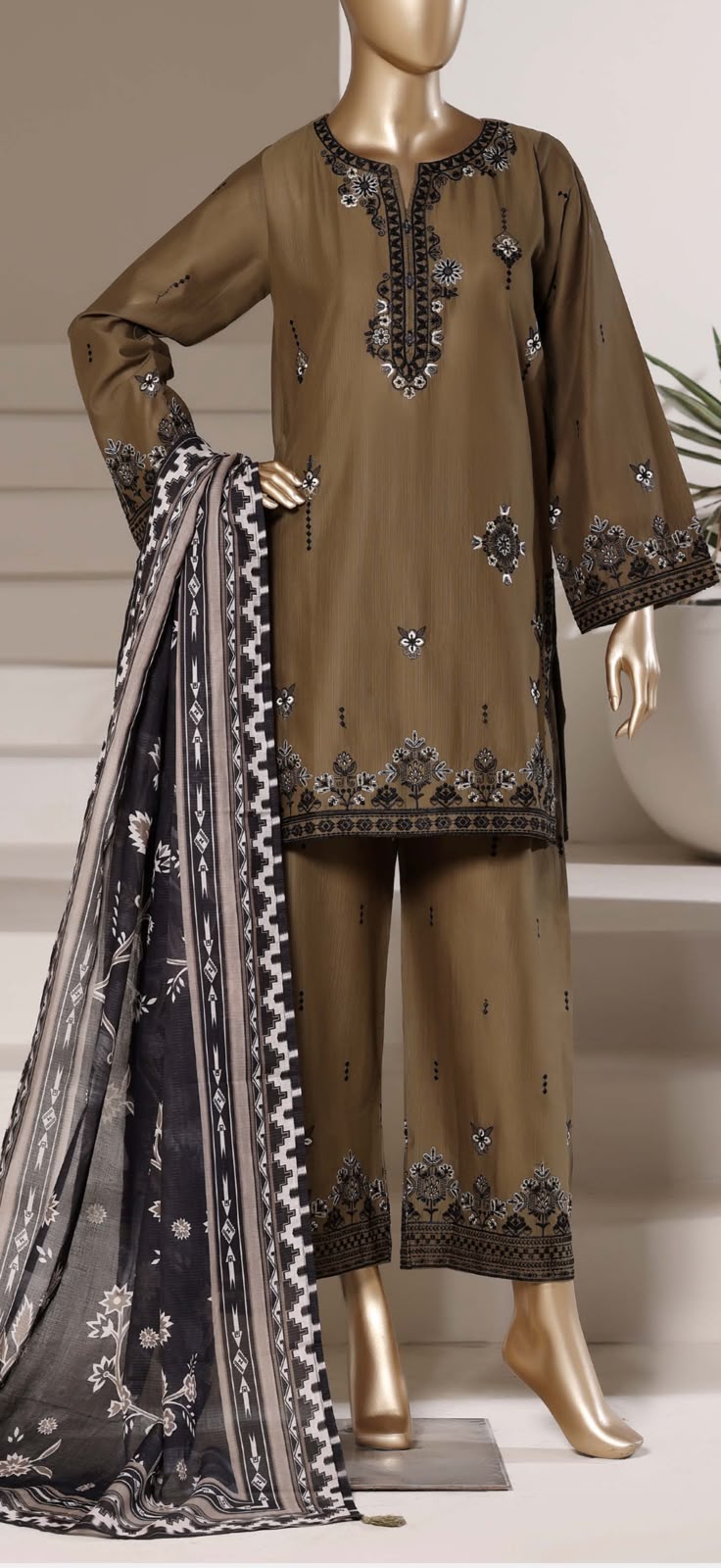Sadabahar Eclair Embroidered 3 Piece Collection 2026