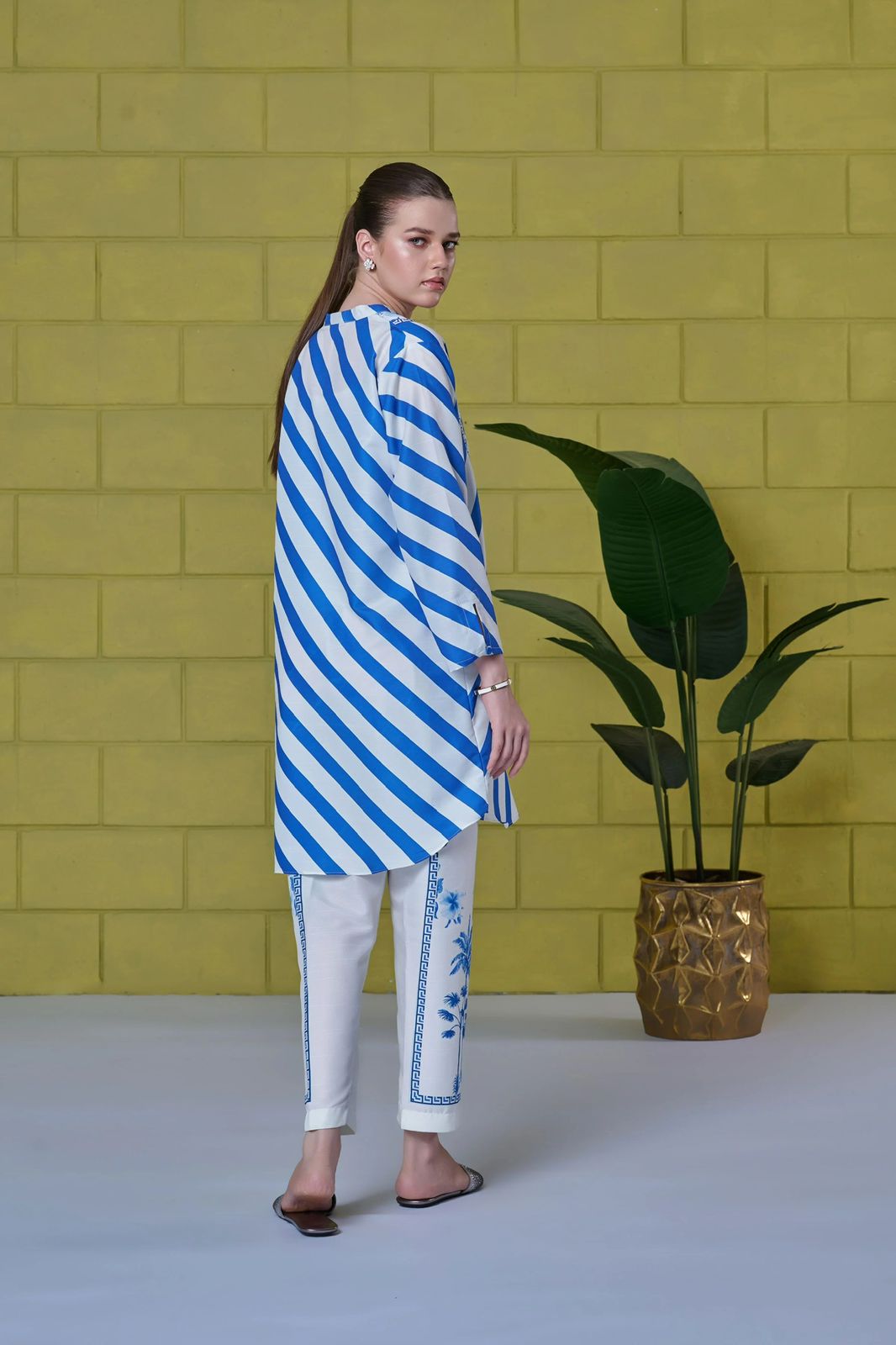 Inaya White And Blue Cord Set