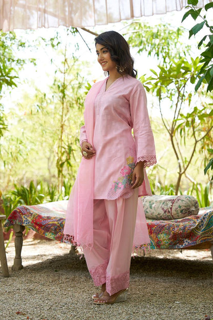 Pink farshi shalwar