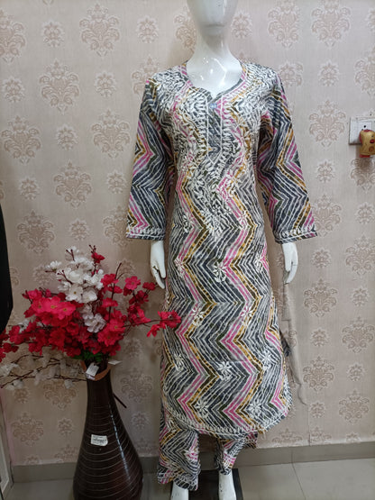 Halo Mora Elegant Multi-Color Zig-Zag Print Lucknowi kurta set